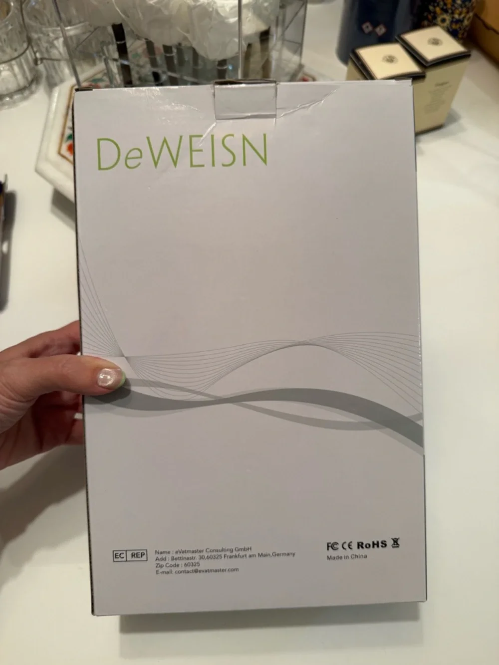 DeWeisn Tabletop Tri-Fold Lighted Vanity Mirror and 3X/2X/1X Magnification